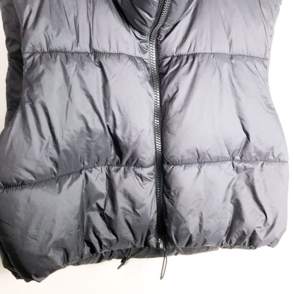Cropped Black Full Zip Quilted Puffer Vest Womens Medium - Picture 3 of 5